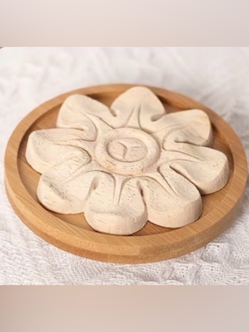 3-1/4” Oil Diffuser Carved Wood Flower Wood - Natural Cream